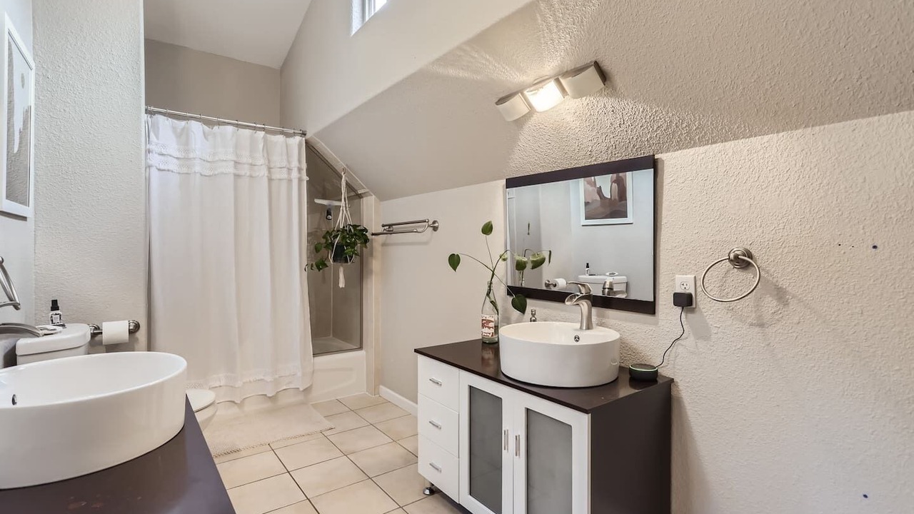 Photo of Bathroom in Whittier