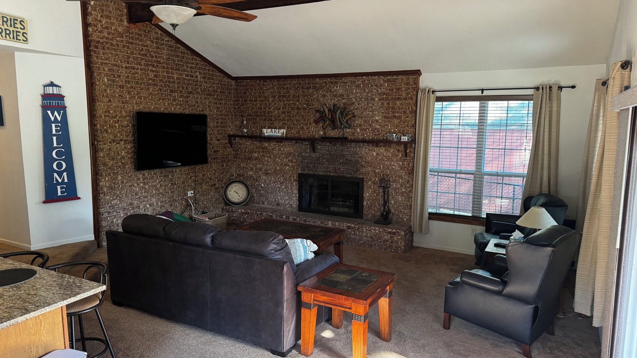 Photo of Livingroom in Tool