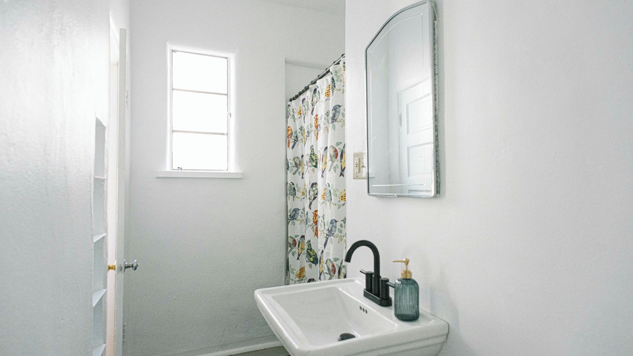Photo of Bathroom in Huning Highland Historic District