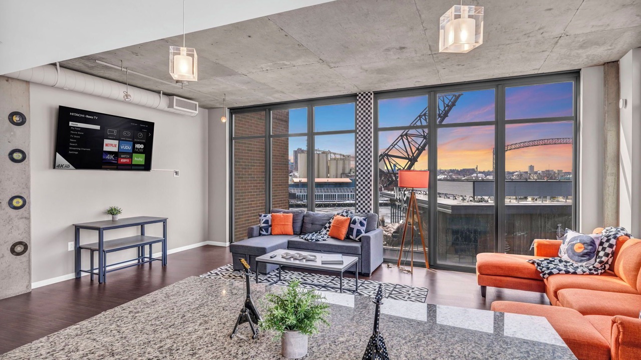 Photo of Livingroom in Downtown Cleveland