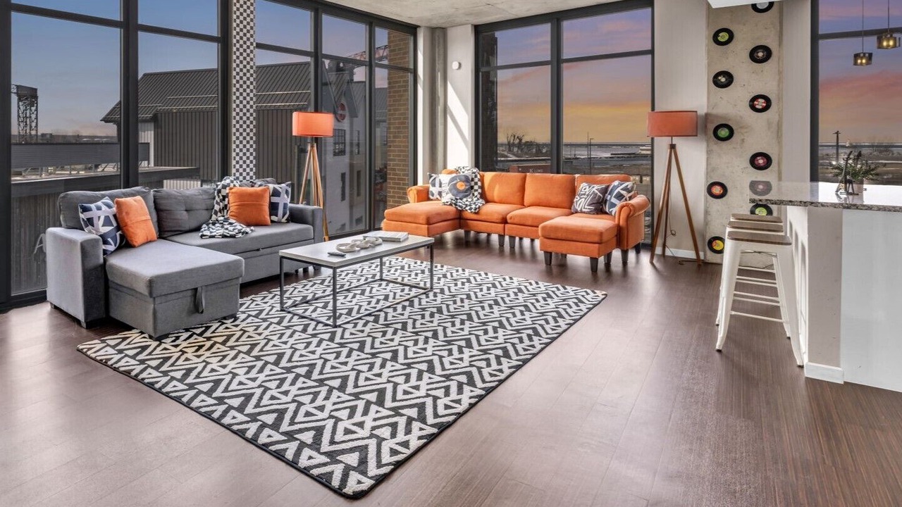 Photo of Livingroom in Downtown Cleveland