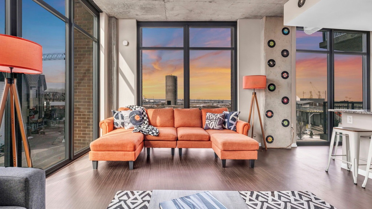 Photo of Livingroom in Downtown Cleveland