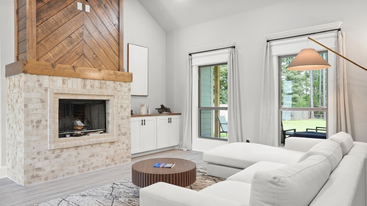Photo of Livingroom in Flint