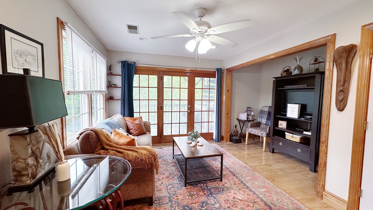 Photo of Livingroom in Lorton