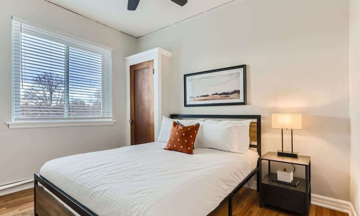 Photo of Bedroom in City Park