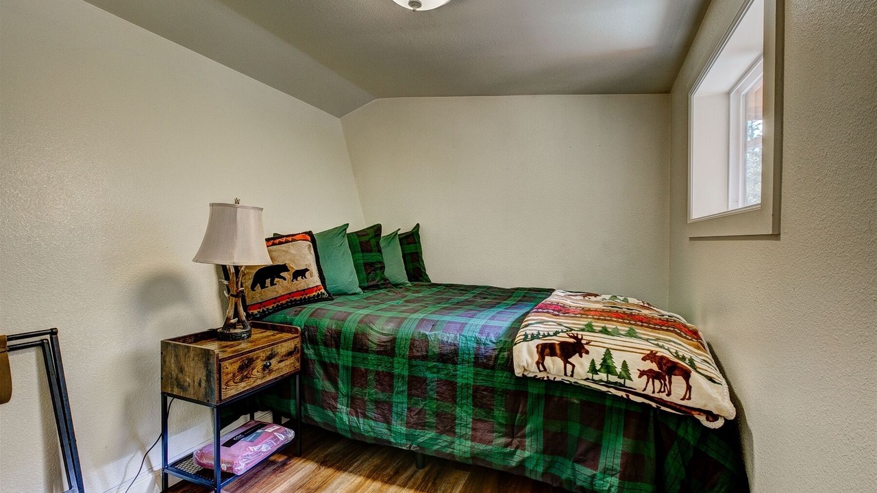 Photo of Bedroom in Lyons