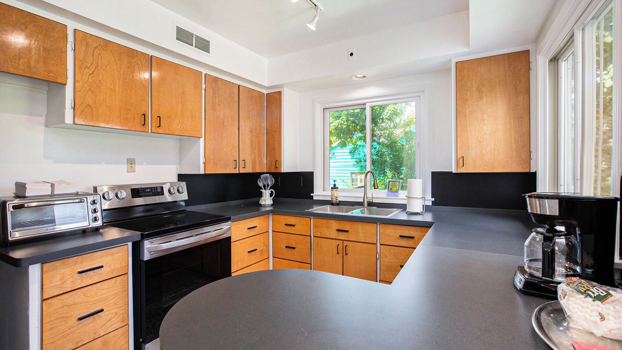 Photo of Kitchen in Bryant Pattengill West