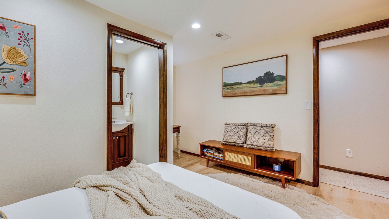 Photo of Bedroom in North Central Westminster