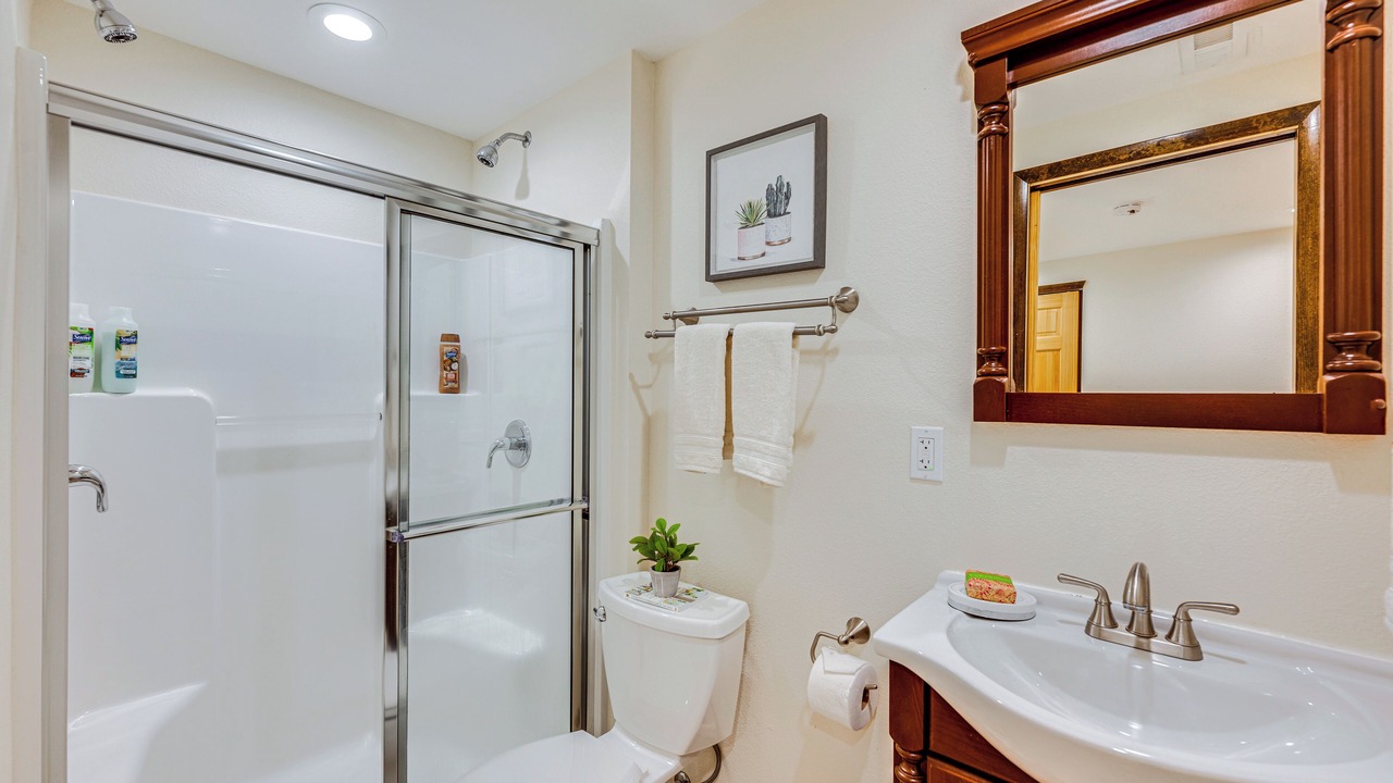 Photo of Bathroom in North Central Westminster