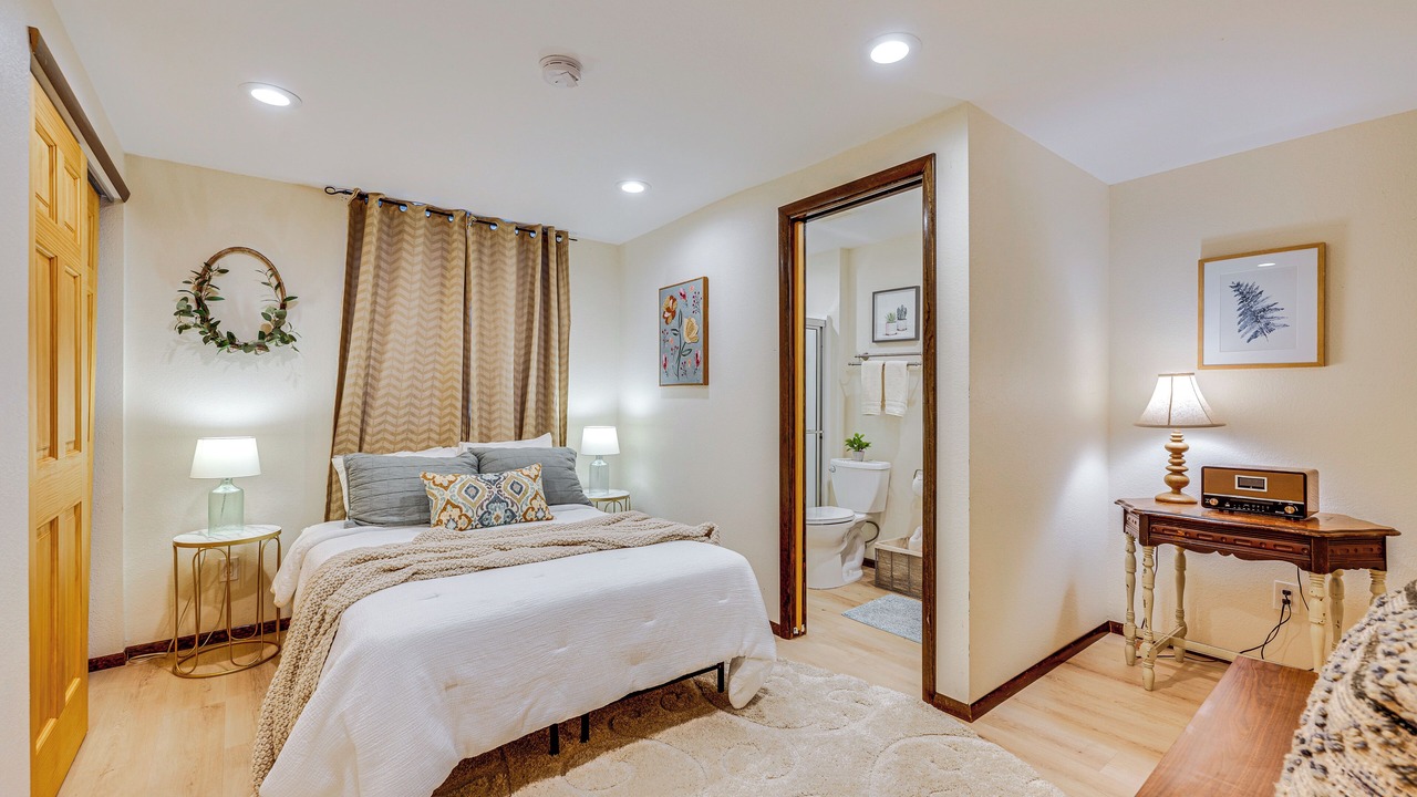 Photo of Bathroom in North Central Westminster