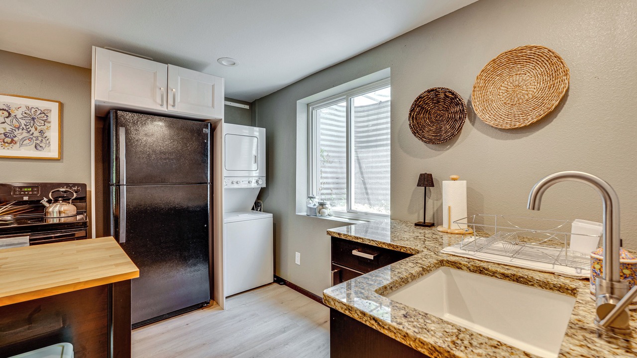 Photo of Kitchen in North Central Westminster