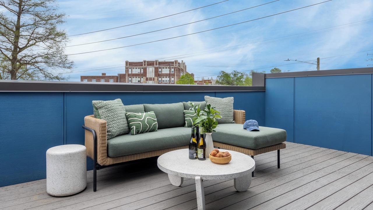 Photo of Outdoor in Five Points