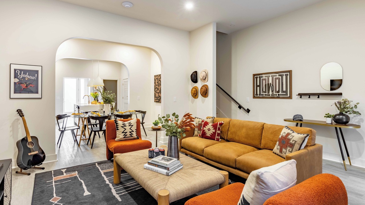 Photo of Livingroom in Five Points