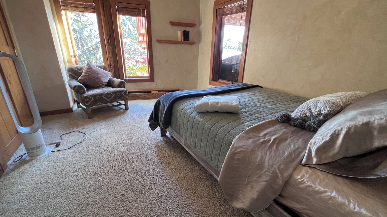 Photo of Bedroom in Lyons