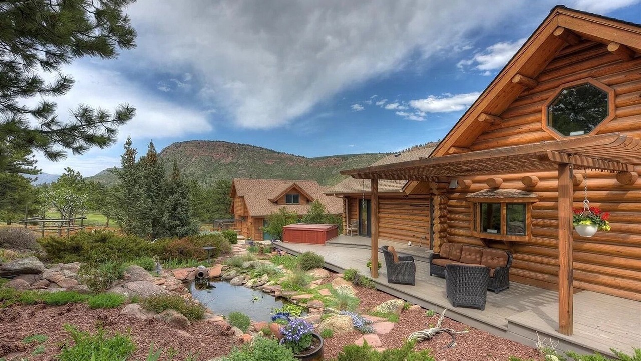 Photo of Outdoor in Lyons