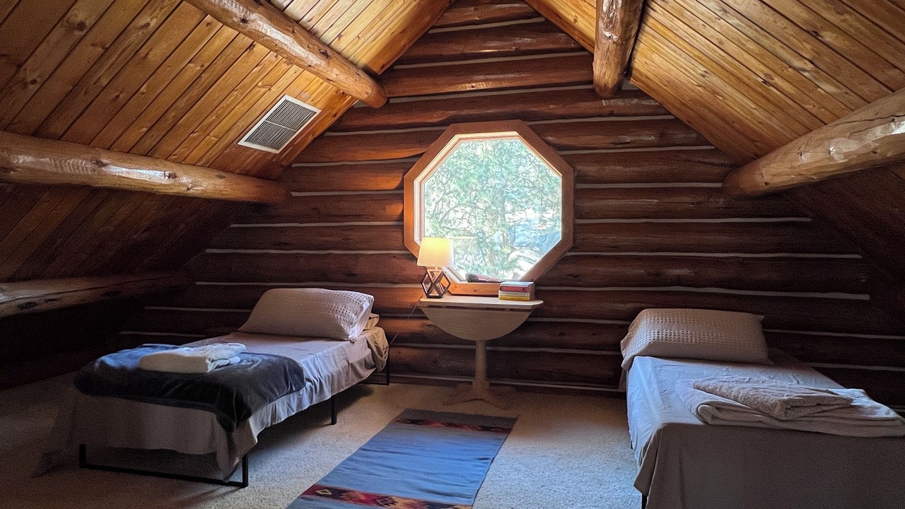 Photo of Bedroom in Lyons
