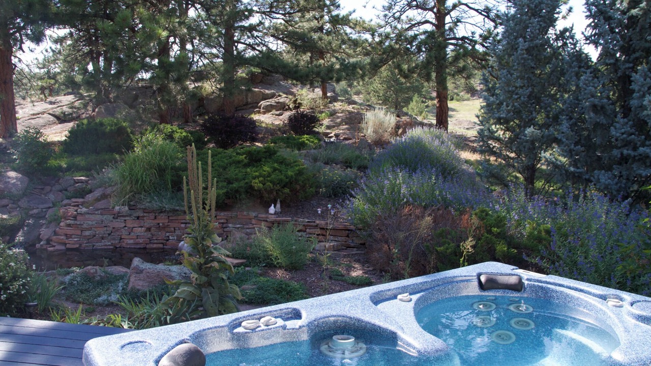 Photo of Outdoor in Lyons