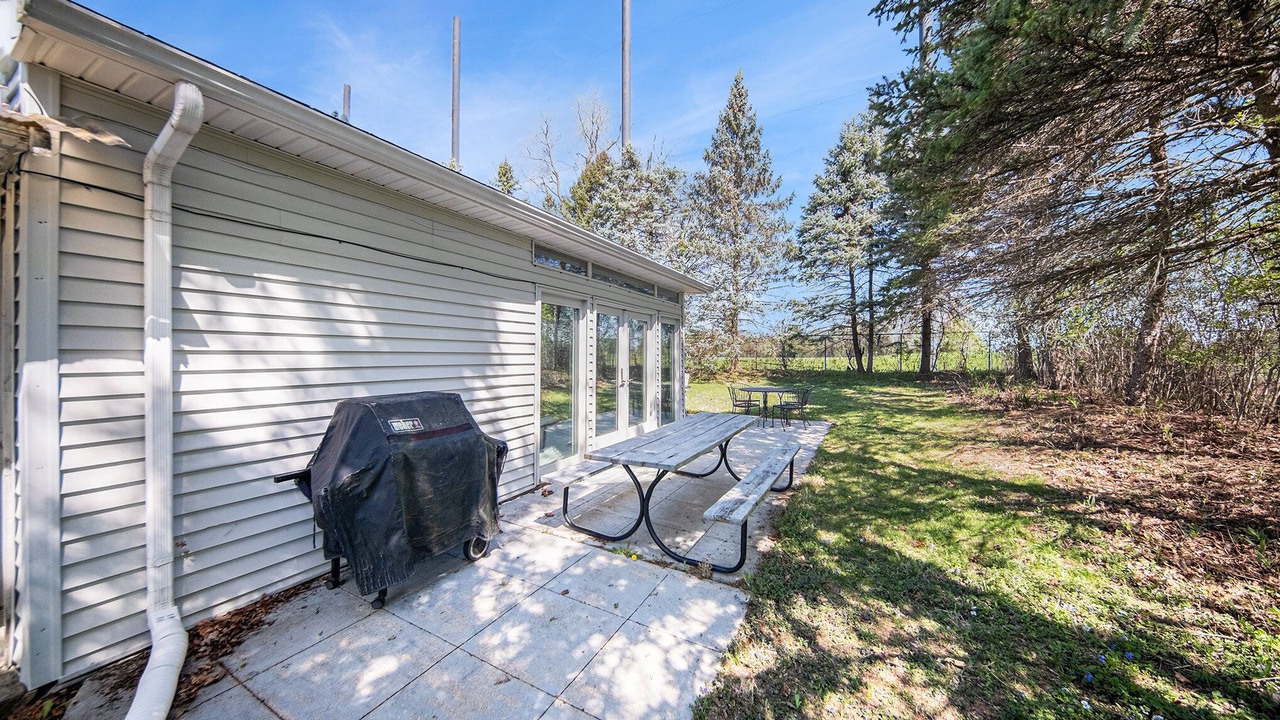 Photo of Outdoor in Bryant Pattengill West