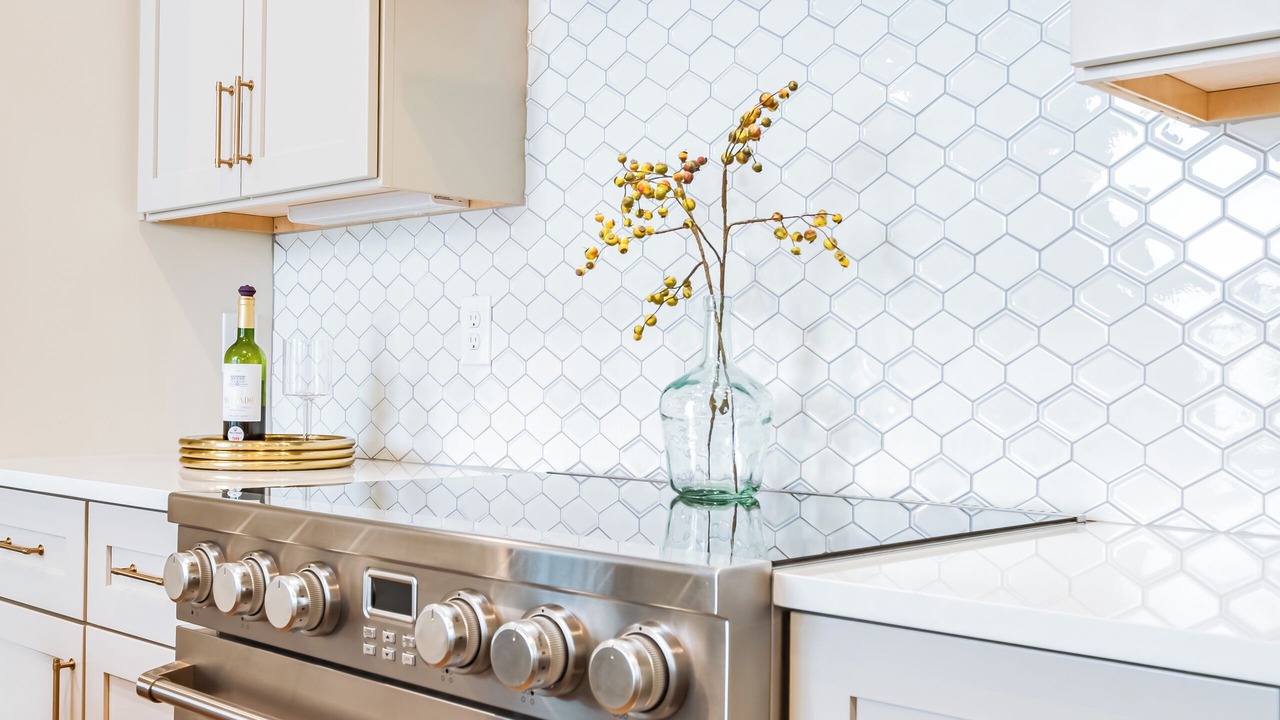 Photo of Kitchen in Eighth Avenue