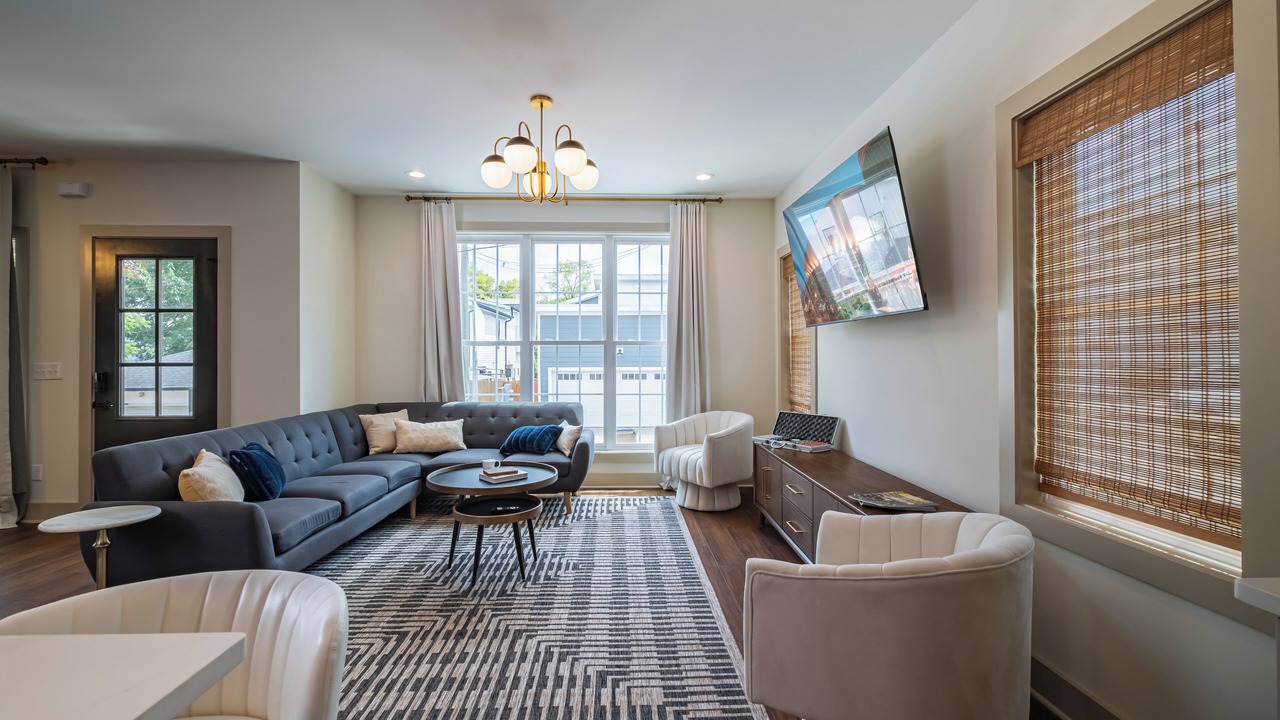 Photo of Livingroom in Eighth Avenue