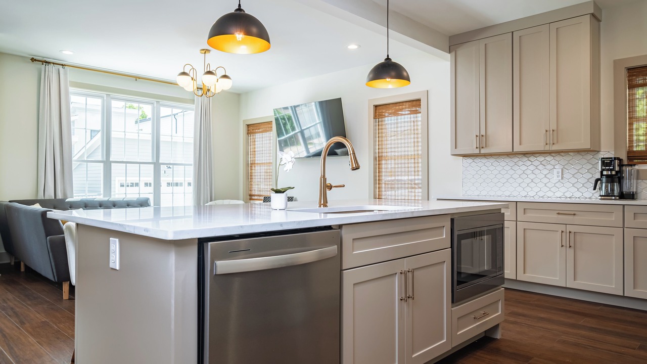 Photo of Kitchen in Eighth Avenue