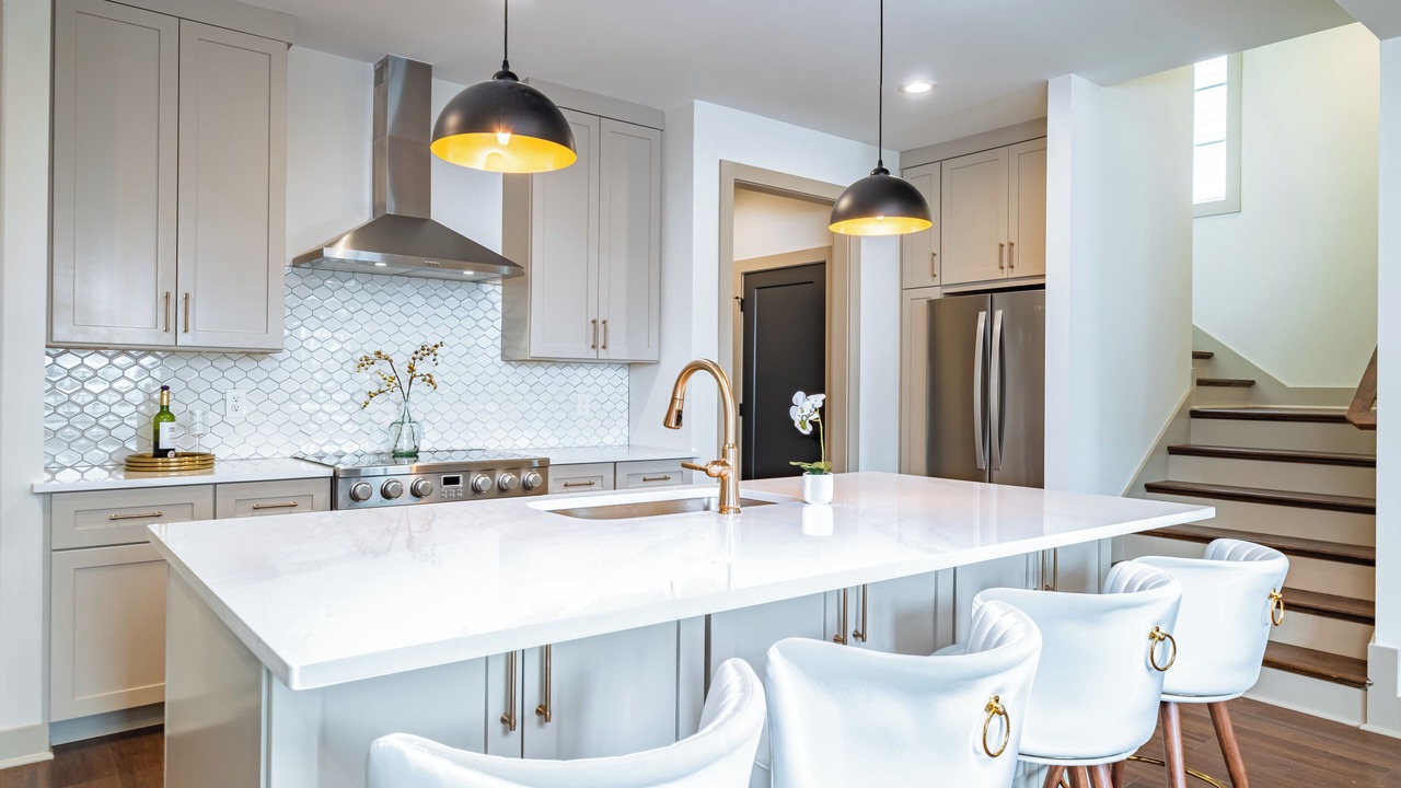 Photo of Kitchen in Eighth Avenue