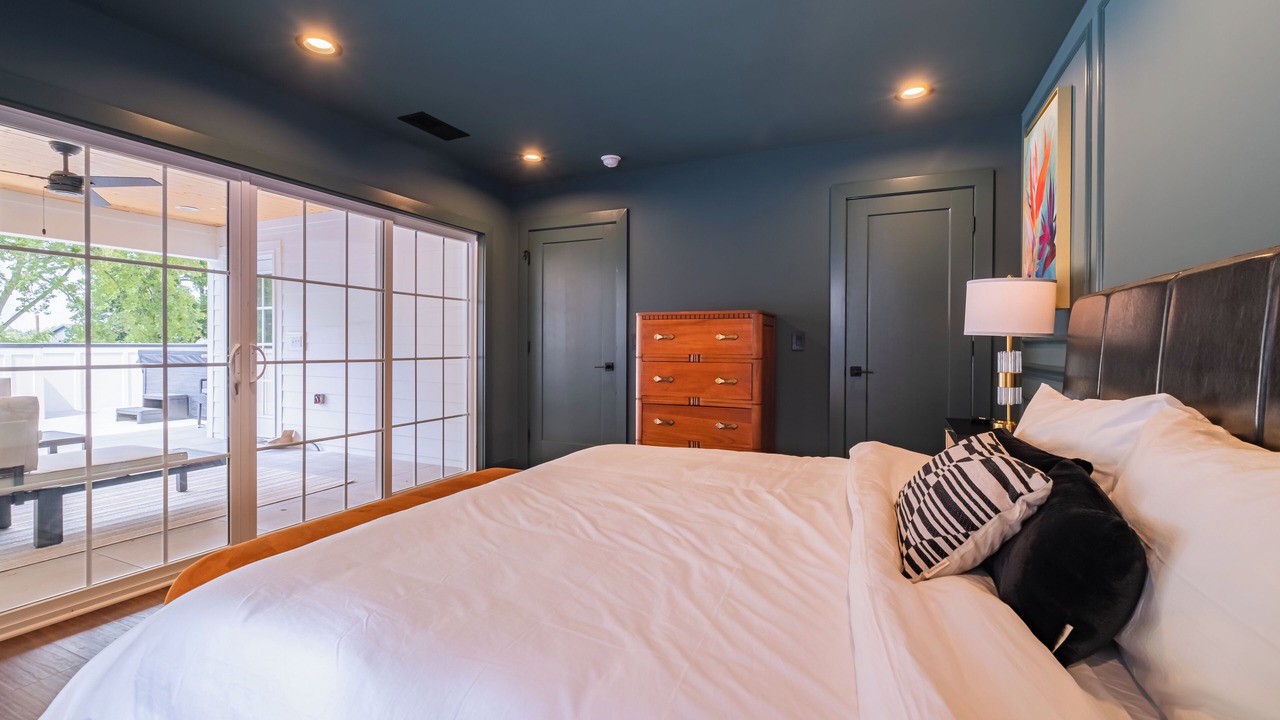 Photo of Bedroom in Eighth Avenue
