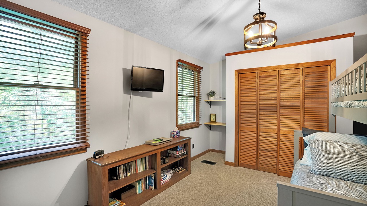 Photo of Bedroom in Cleveland
