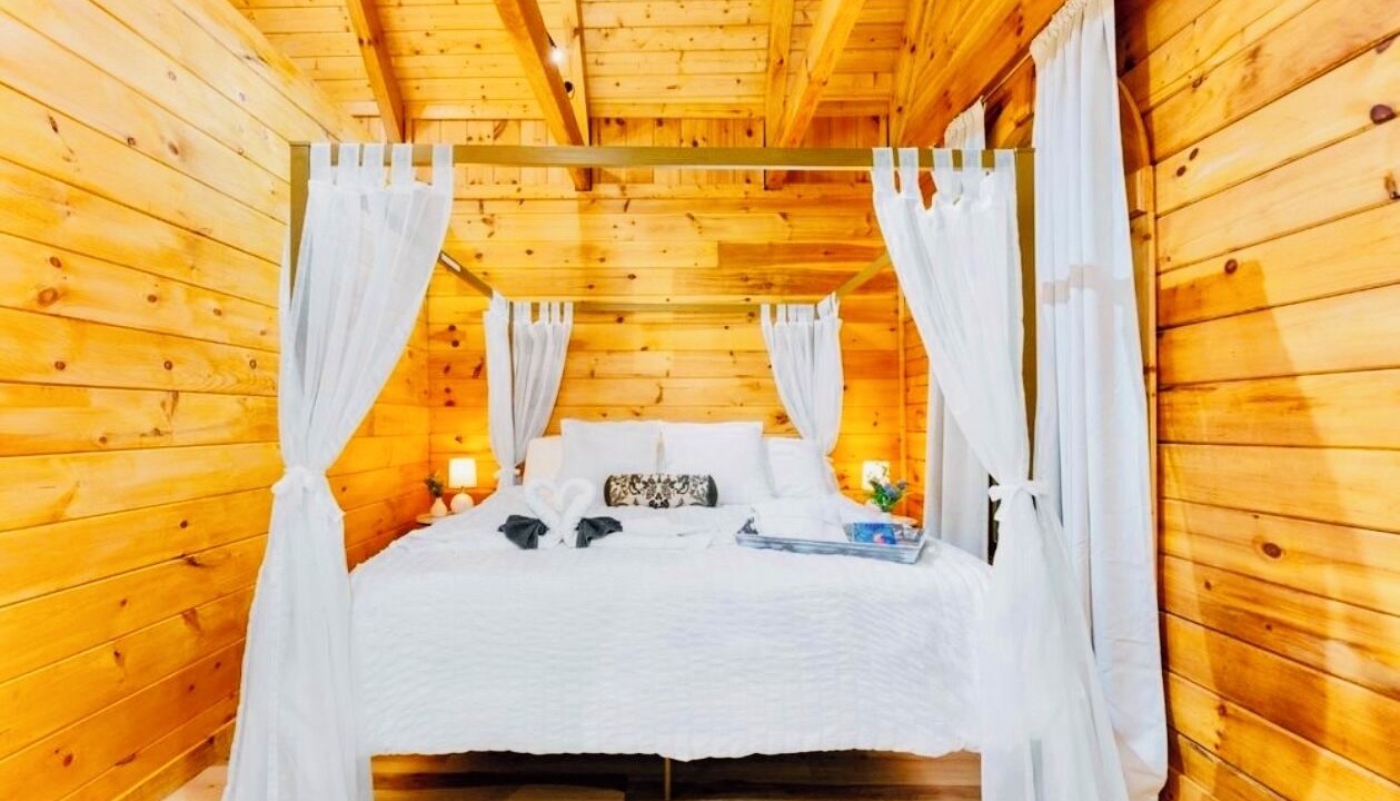 Photo of Bedroom in Hemlock Hills