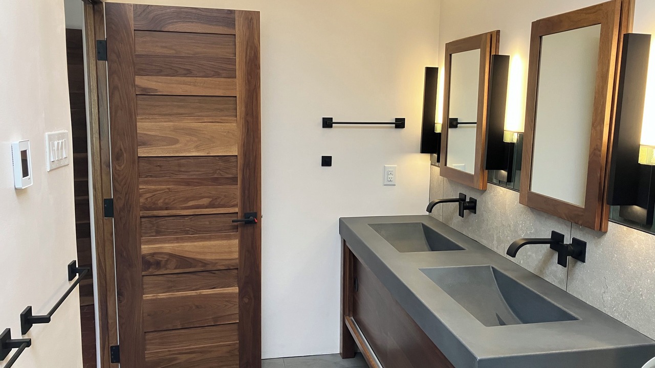 Photo of Bathroom in Corrales