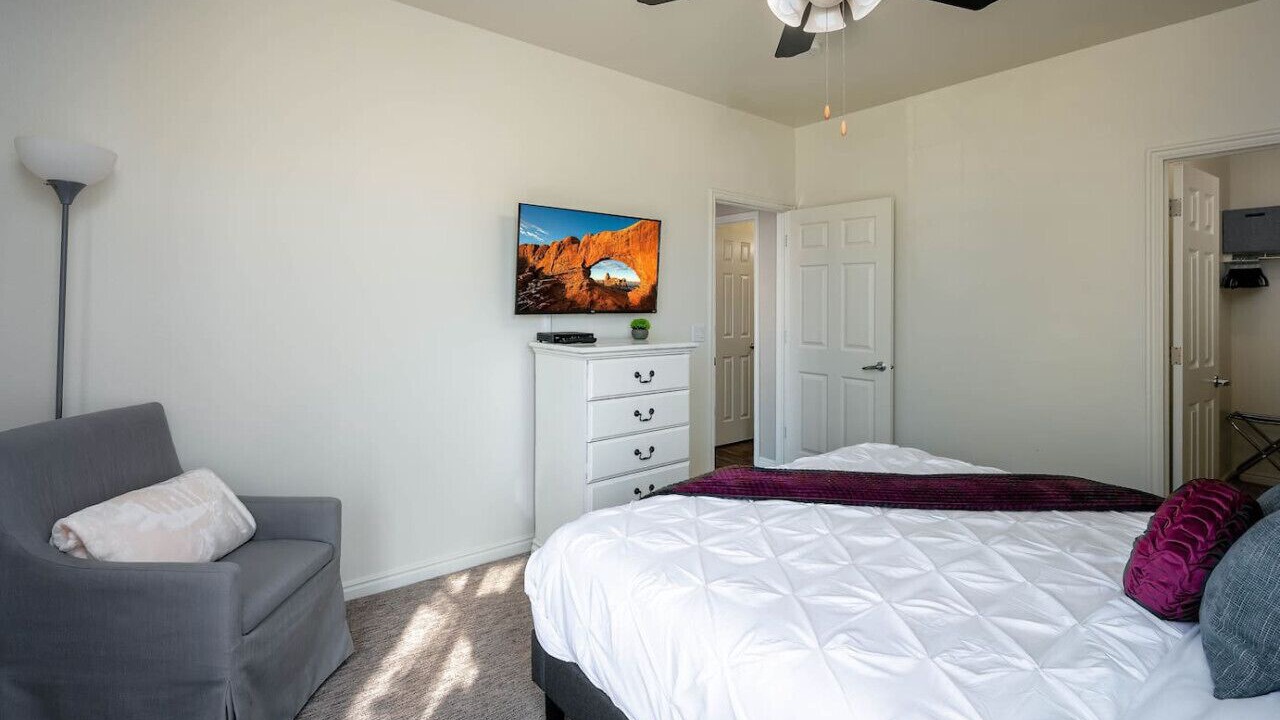 Photo of Bedroom in Midvale