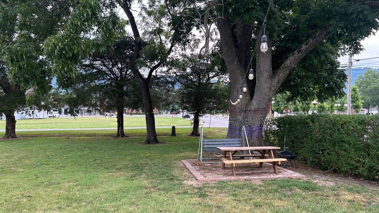 Photo of Outdoor in Dunlap