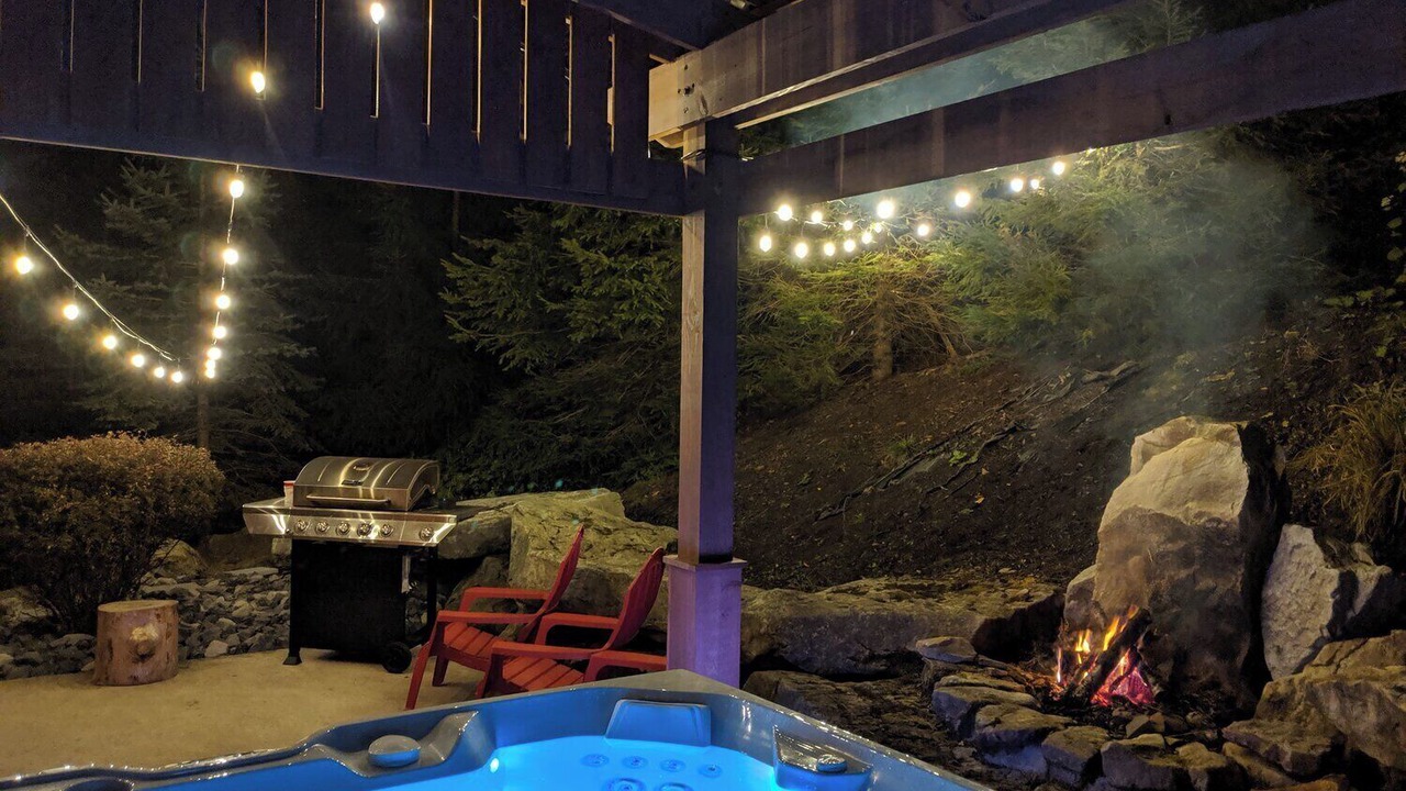 Photo of Outdoor in Snowshoe