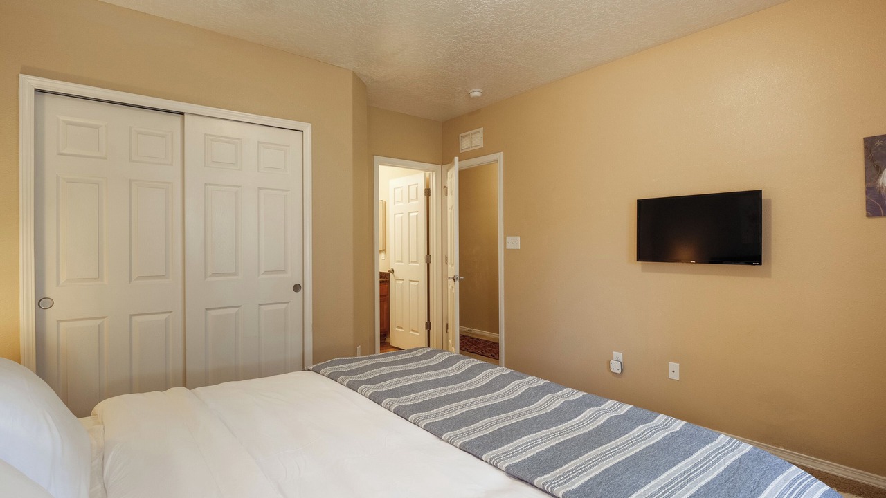 Photo of Bedroom in Paradise Hills Civic