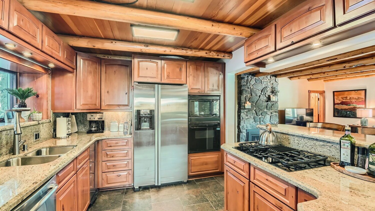 Photo of Kitchen in Shadow Mountain
