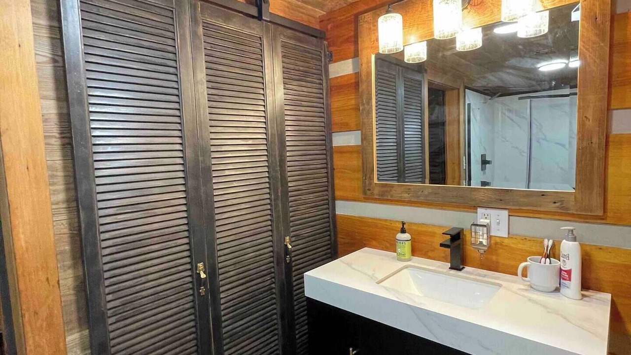 Photo of Bathroom in Del Rio