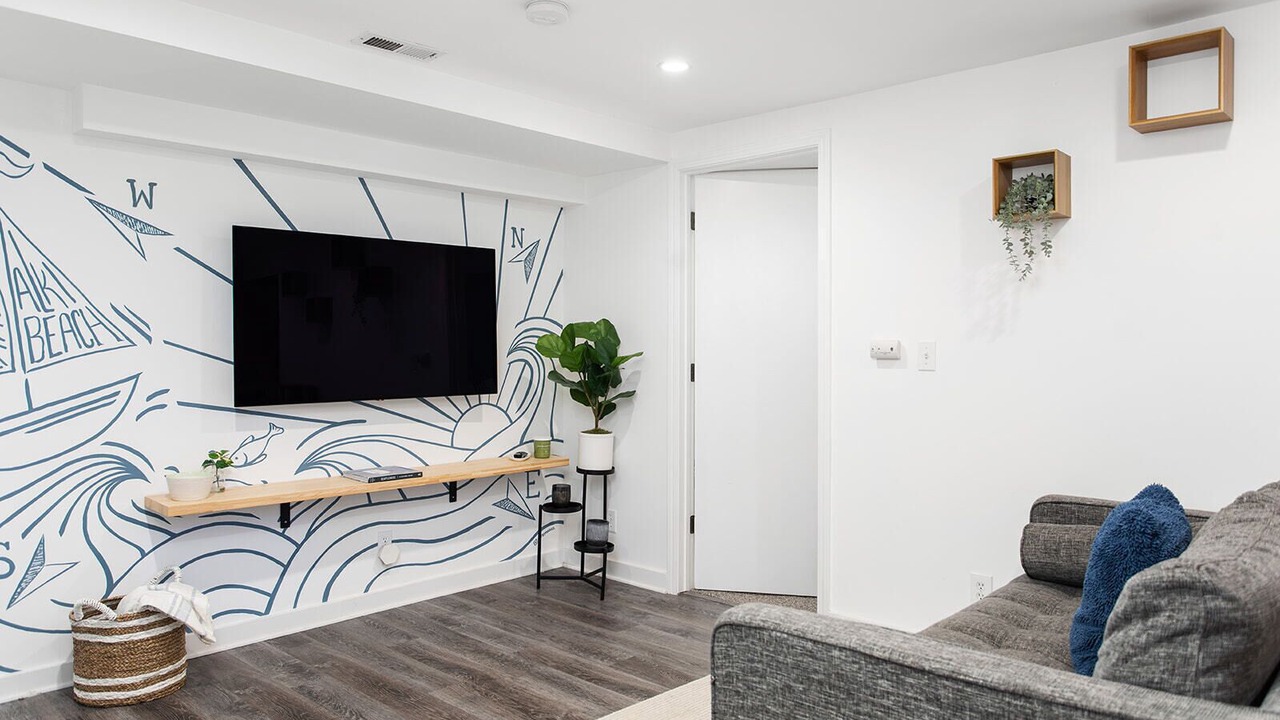 Photo of Livingroom in North Admiral