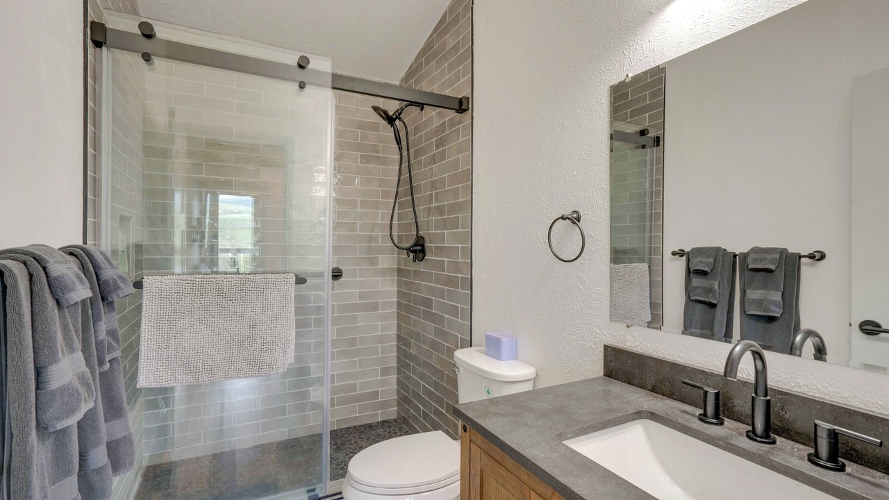 Photo of Bathroom in Warm Springs