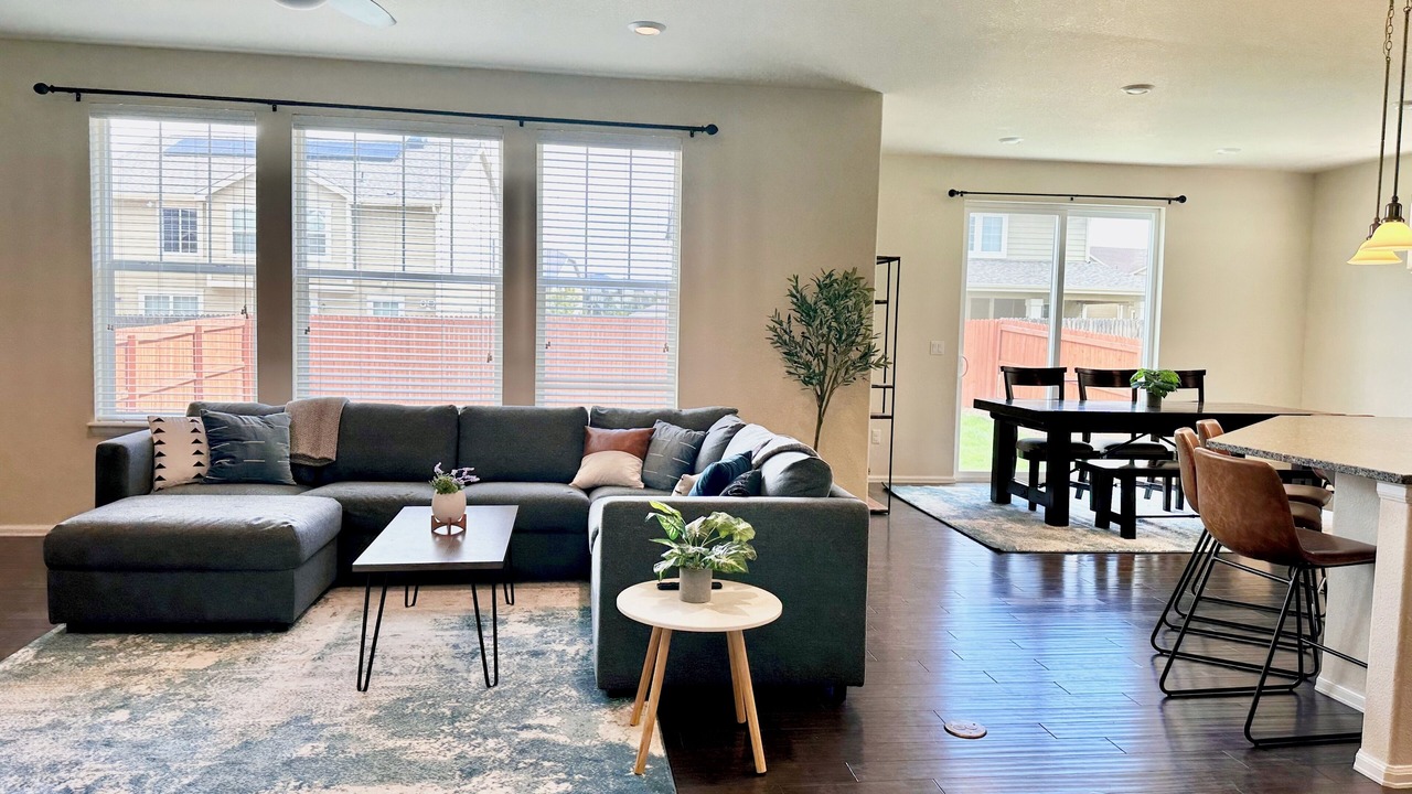 Photo of Livingroom in Parker