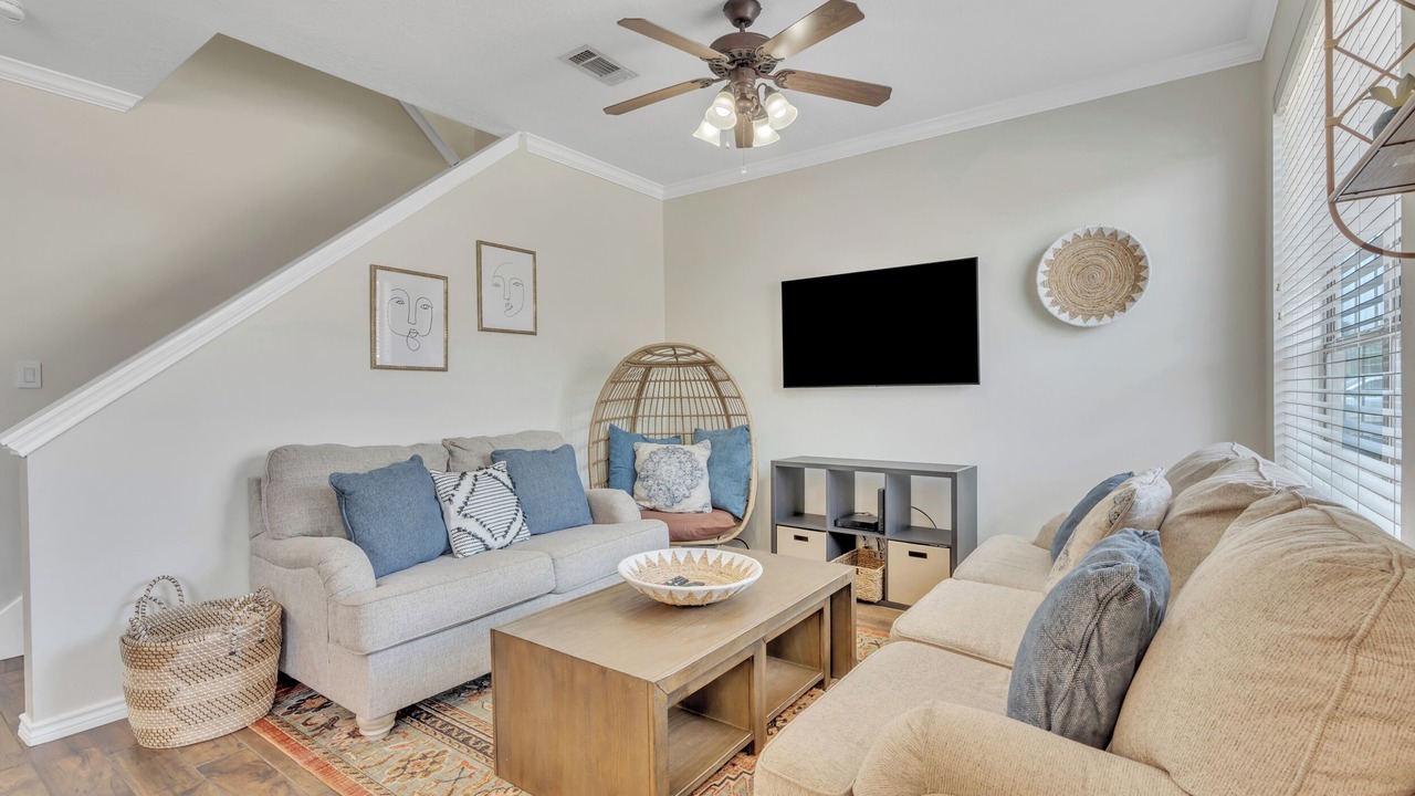 Photo of Livingroom in College Station