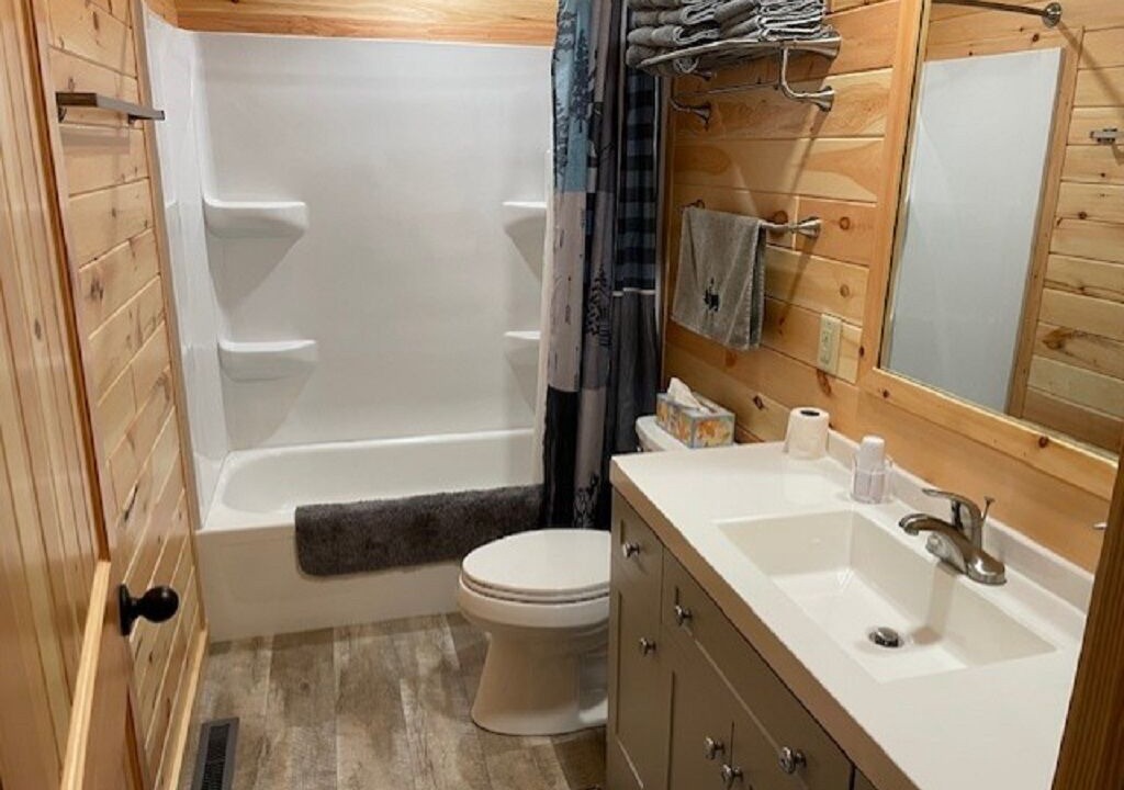 Photo of Bathroom in Arbor Vitae