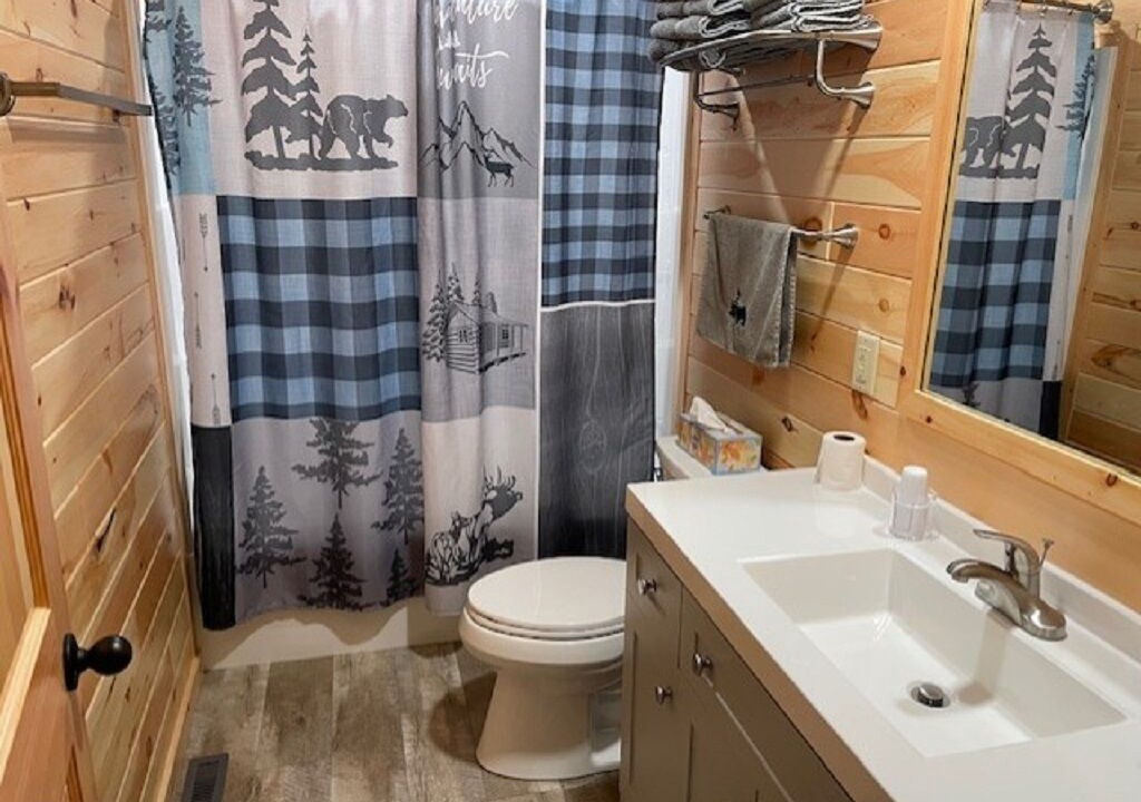 Photo of Bathroom in Arbor Vitae