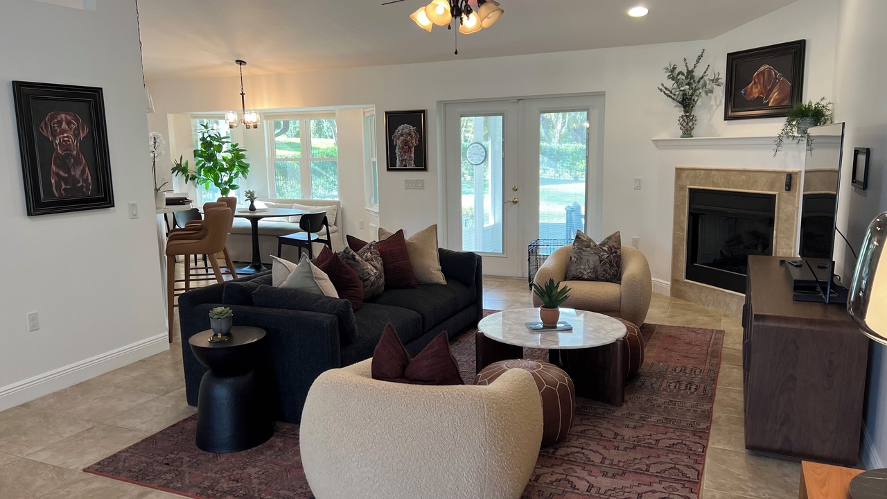 Photo of Livingroom in Fellowship