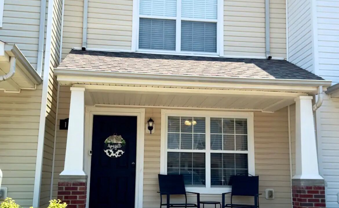 Photo of Outdoor in Clarksville