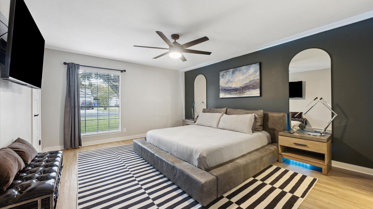 Photo of Bedroom in Mesa Park