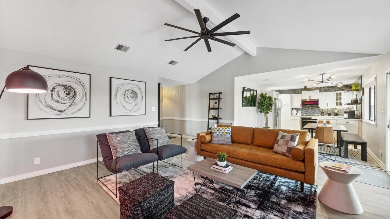 Photo of Livingroom in Mesa Park