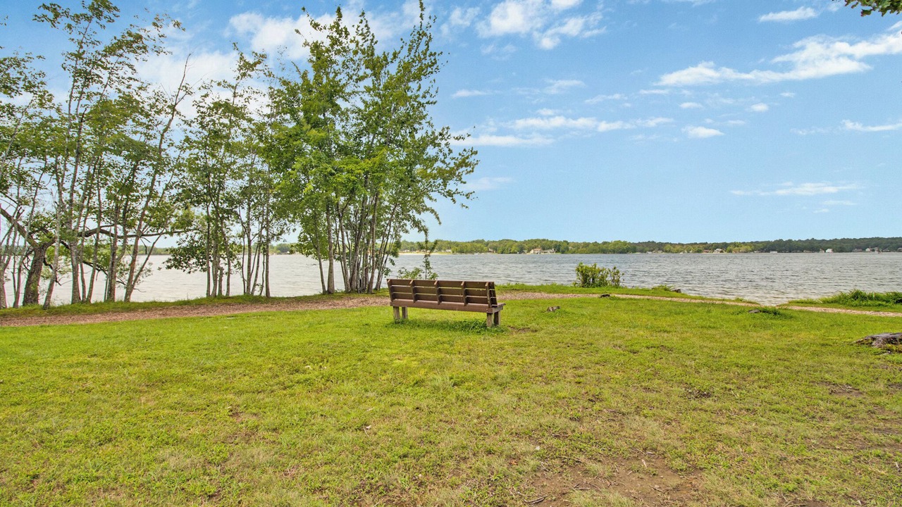 Photo of Outdoor in Lake Tansi