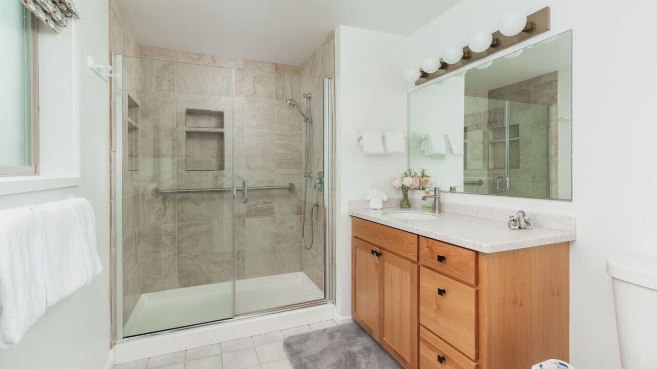 Photo of Bathroom in Tierra Del Mar