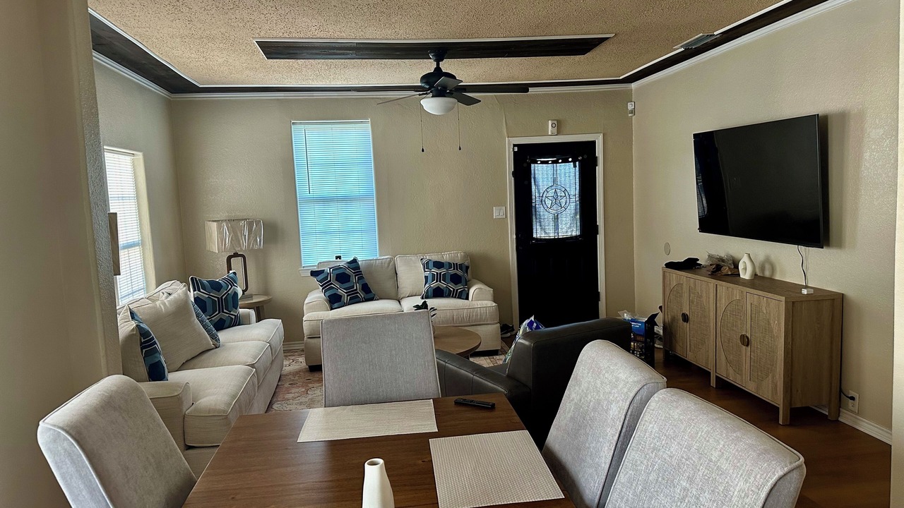 Photo of Livingroom in Del Mar
