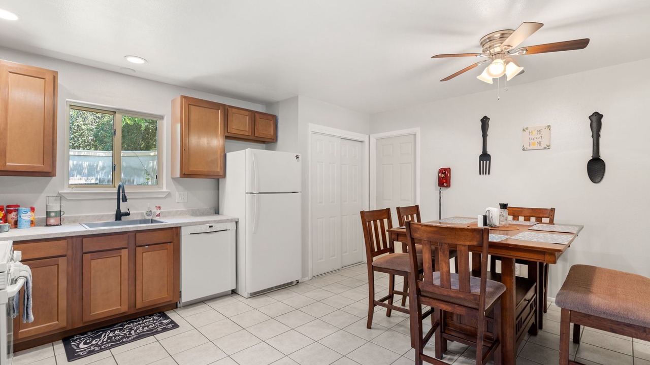 Photo of Kitchen in Pat Hurley